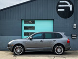 Used 2010 Porsche Cayenne GTS image 4