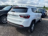 Used 2023 Jeep Compass Latitude image 3