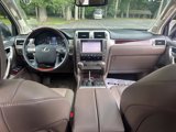 Used 2017 Lexus GX 460 image 4
