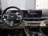 New 2026 BMW X7 M60i image 4