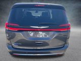 Used 2023 Chrysler Pacifica Touring-L image 4