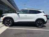 Used 2024 Kia Seltos EX image 4