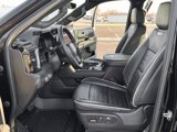 Used 2024 GMC Sierra 2500 AT4X image 3