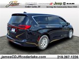 New 2026 Chrysler Pacifica Select image 4