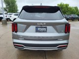 Used 2022 Kia Sorento S image 6