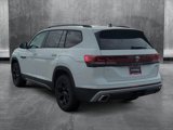 New 2025 Volkswagen Atlas Peak Edition SE image 2
