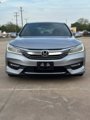 Used 2017 Honda Accord Touring image 2