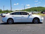 Used 2017 Toyota Avalon Limited image 3