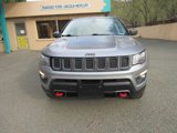 Used 2018 Jeep Compass Trailhawk image 2