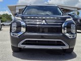 New 2025 Mitsubishi Outlander AWD image 2