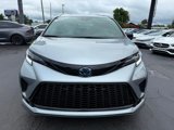 Used 2025 Toyota Sienna XSE image 2