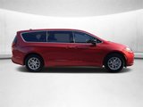 New 2025 Chrysler Pacifica Select image 2