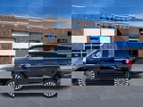 Used 2020 Lincoln Navigator Reserve w/ Luxury Package image 3