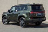 New 2025 Lexus GX 550 image 3