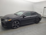 Used 2020 Toyota Camry SE image 2