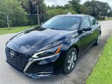Used 2025 Nissan Altima 2.5 S image 2