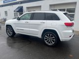 Used 2018 Jeep Grand Cherokee Overland image 2
