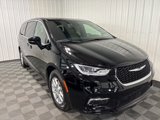 New 2026 Chrysler Pacifica Select image 2
