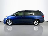 Used 2020 Toyota Sienna LE image 4