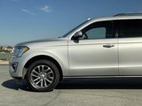 Used 2018 Ford Expedition Max Limited image 2