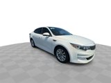 Used 2016 Kia Optima EX w/ Premium Package image 2