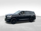 Used 2022 Lincoln Navigator Reserve image 3