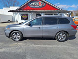 Used 2020 Nissan Pathfinder SV image 2