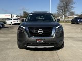 New 2025 Nissan Pathfinder SL image 2