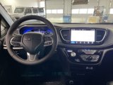New 2025 Chrysler Pacifica Select image 6