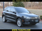 Used 2017 Volkswagen Tiguan Limited w/ Premium Package image 3