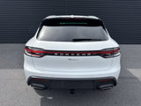 Certified 2024 Porsche Macan image 4