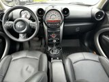 Used 2014 MINI Cooper Countryman image 2