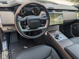 New 2025 Land Rover Range Rover Long Wheelbase SE image 4