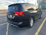 Used 2018 Chrysler Pacifica Touring-L image 5