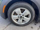 Used 2018 MINI Cooper 4-Door Hardtop image 5