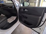 New 2026 Chrysler Pacifica Select image 5