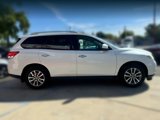 Used 2016 Nissan Pathfinder SV image 6