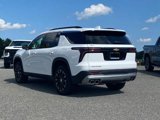 New 2025 Chevrolet Traverse LT w/ Sun and Wheel Package image 3