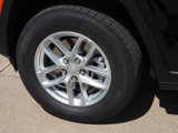 New 2025 Jeep Grand Cherokee L Laredo w/ Luxury Tech Group I image 4