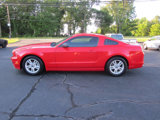 Used 2014 Ford Mustang Coupe image 2