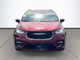 Used 2021 Chrysler Pacifica Touring-L image 2