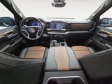 Used 2023 Chevrolet Silverado 1500 High Country w/ Technology Package image 5