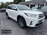 Used 2017 Toyota Highlander XLE image 6