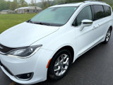 Used 2018 Chrysler Pacifica Limited w/ Advanced Safetytec Group image 3