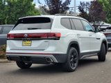 New 2025 Volkswagen Atlas Peak Edition SE image 3