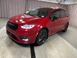 New 2025 Chrysler Pacifica Limited image 3