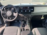 New 2025 Jeep Gladiator Sport image 5