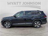 New 2025 Volkswagen Atlas SEL image 2