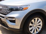 Certified 2022 Ford Explorer Limited w/ Limited Technology Package image 3