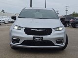New 2026 Chrysler Pacifica Select image 4